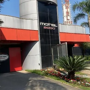 2000 Motel para Casais